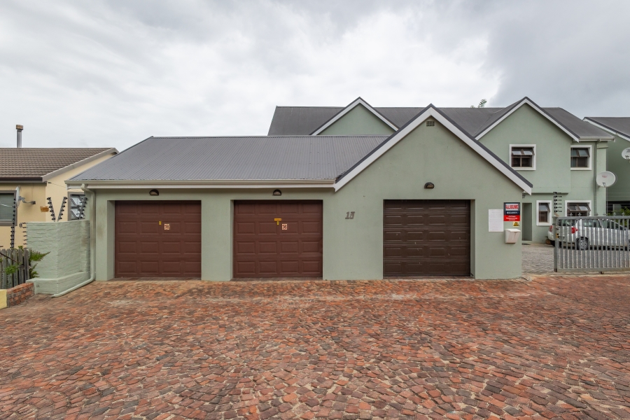 3 Bedroom Property for Sale in Knysna Central Western Cape